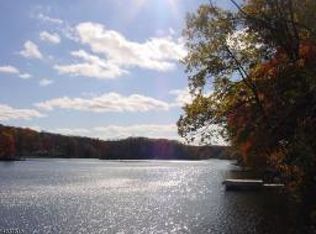 67 Lake Shore Rd, Hardyston Twp., NJ 07460