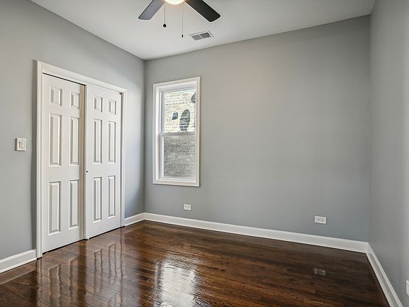 4th image of 1723 N Luna Ave