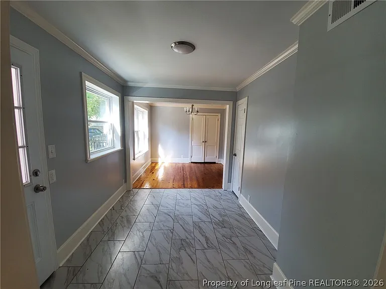 1015 Brook St — Photo 12