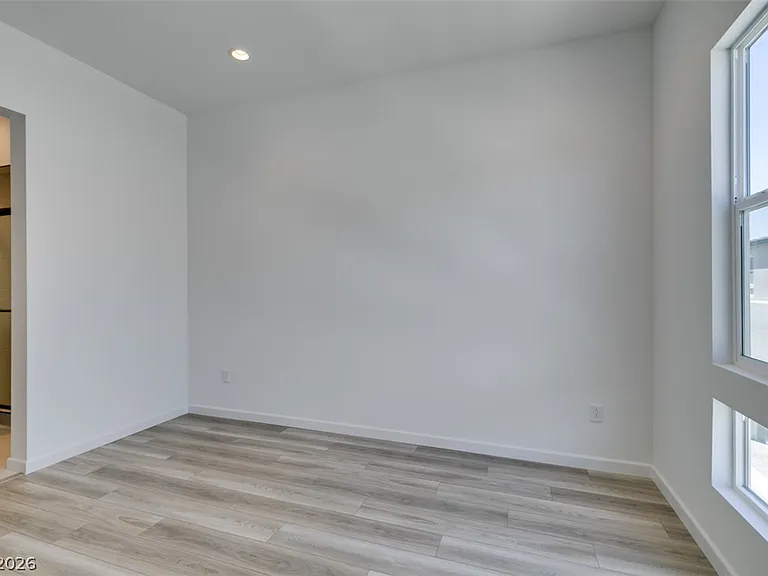 2498 Indigo Mountain St — Photo 39