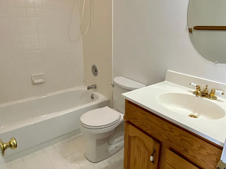 Upstairs hallway bathroom.