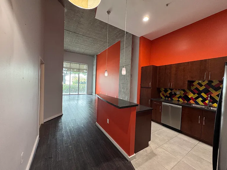 300 S Australian Ave #111 — Photo 2