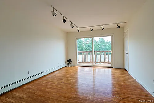 6 Alpine Dr #E Photo 1 6 Alpine Dr #E Photo 1