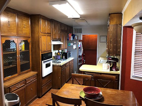 4th image of 4218 Wayside Ave
