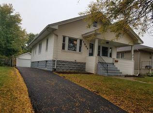 1502 Waverly Pl, Joliet, IL 60435