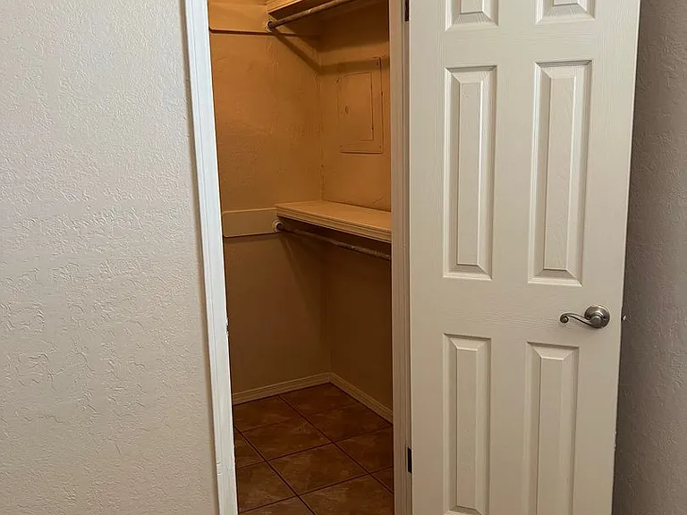 Peppertree Apartments — Photo 14