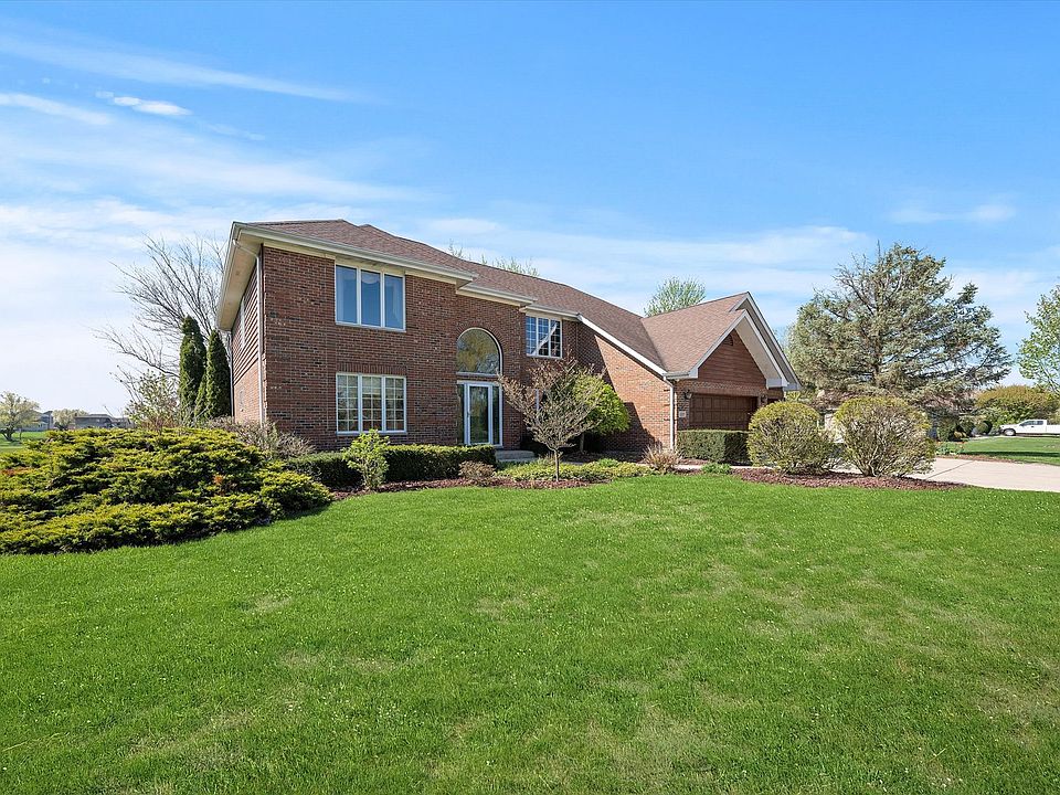 1st image of 12115 Tamarack Ln