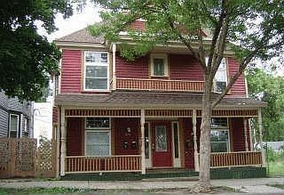 1st image of 322 25th Ave N