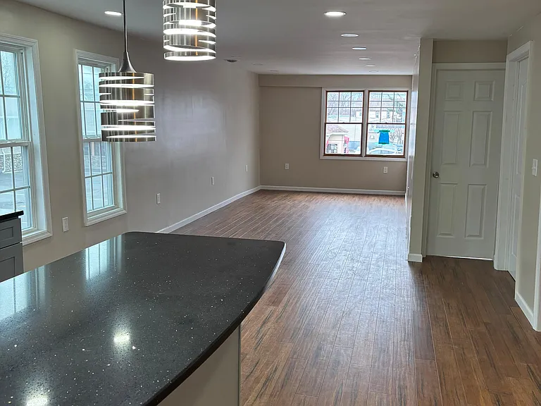 2641 Broadway #2 — Photo 15