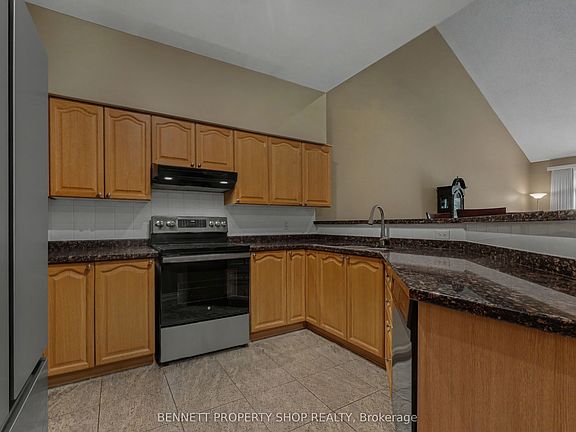 5th image of 39 Foulis Cres