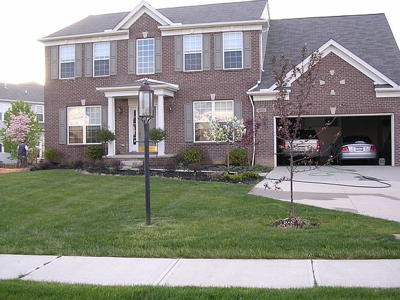 3rd image of 4819 Bratton Ct