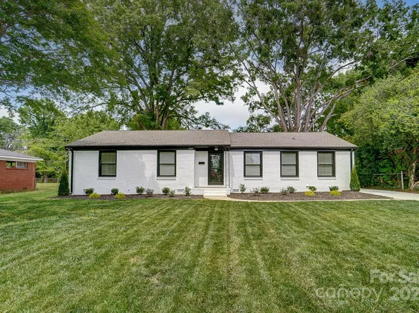 3909 Sudbury Rd, Charlotte, NC 28205