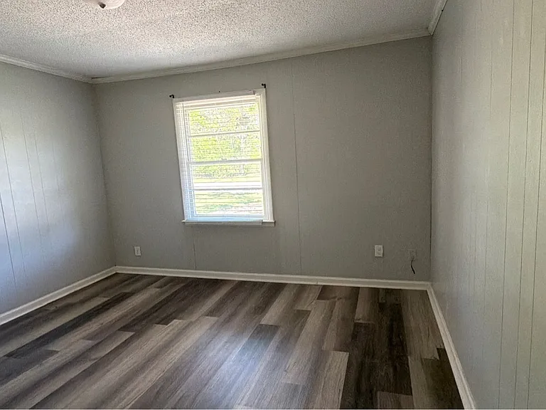 3058 Boswell Dr NW — Photo 15
