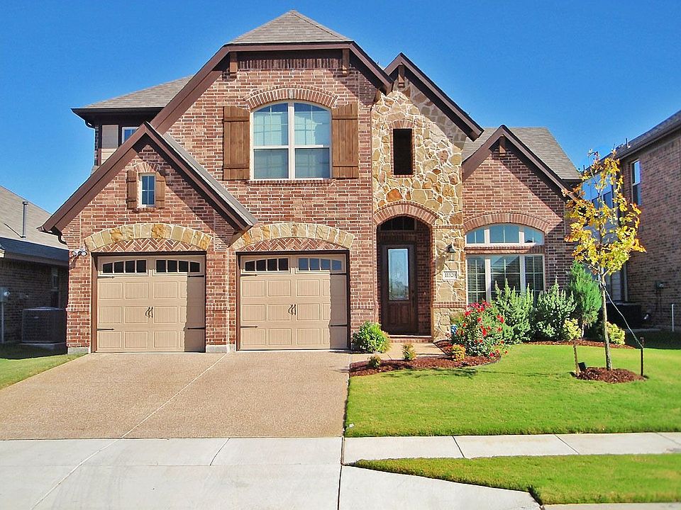 1st image of 11520 Round Leaf Dr