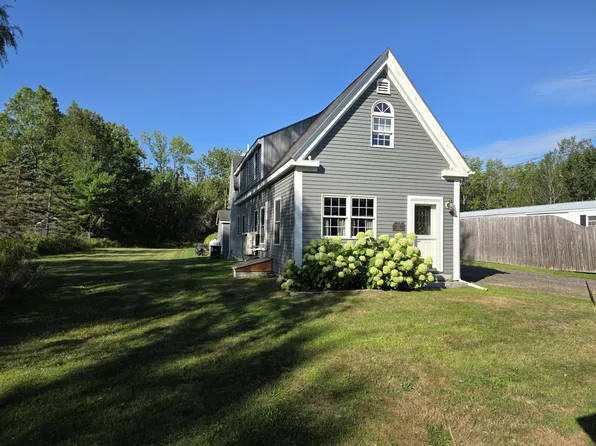 55 Bay Road, Bowdoinham, ME 04008