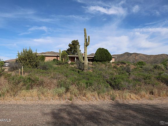2nd image of 42402 N LA PLATA Road