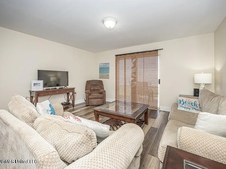 1664 Beach Blvd #90 — Photo 18