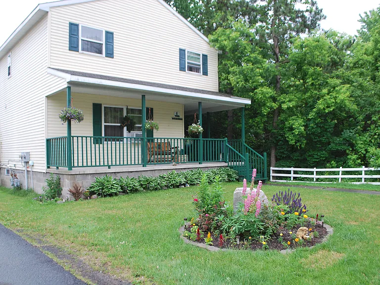 6 Madigan Ave #B — Photo 1