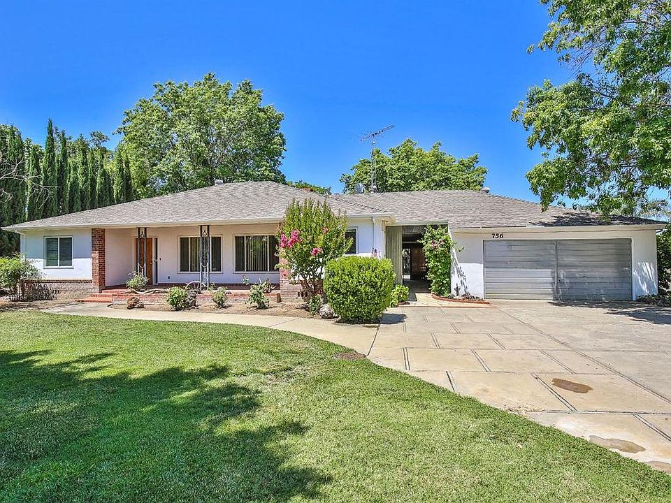 1st image of 756 Bourn Dr