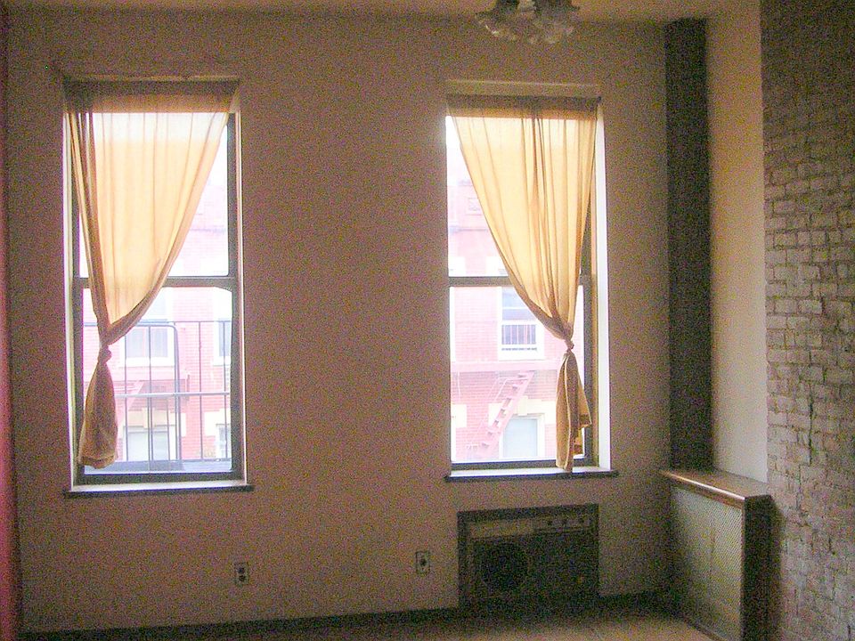 1st image of 518 E 81st St APT 6