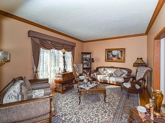 4th image of 30875 Doral Ln