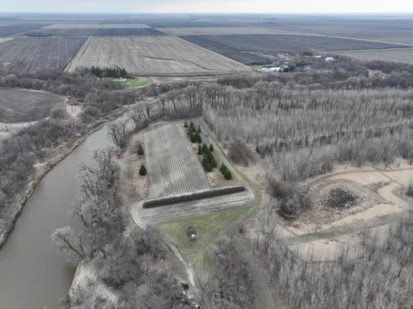 370th Ave SW, Fisher, MN 56723