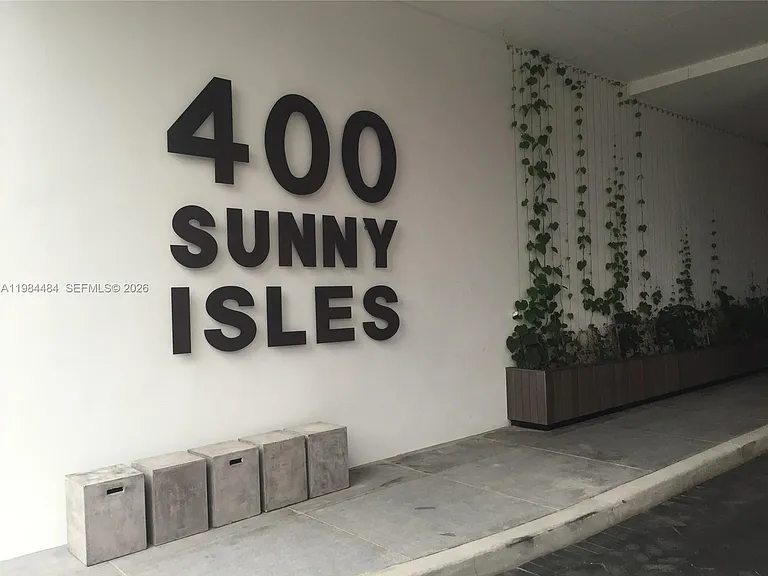 400 Sunny Isles Blvd #1105 — Photo 33