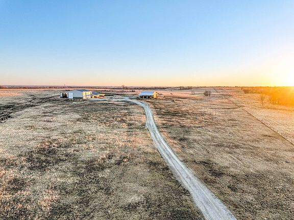 4th image of N 4080th Rd