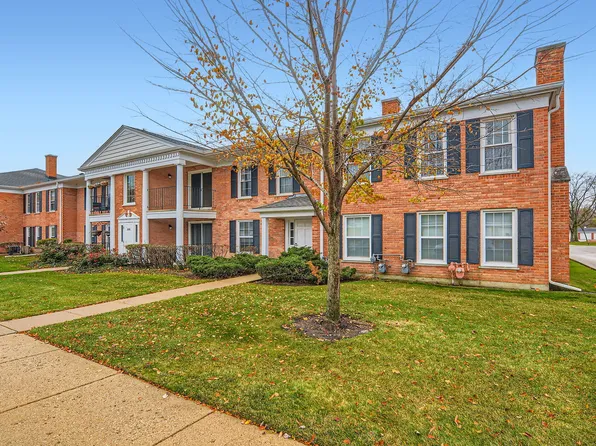 550 Shorely Dr APT 201, Barrington, IL 60010