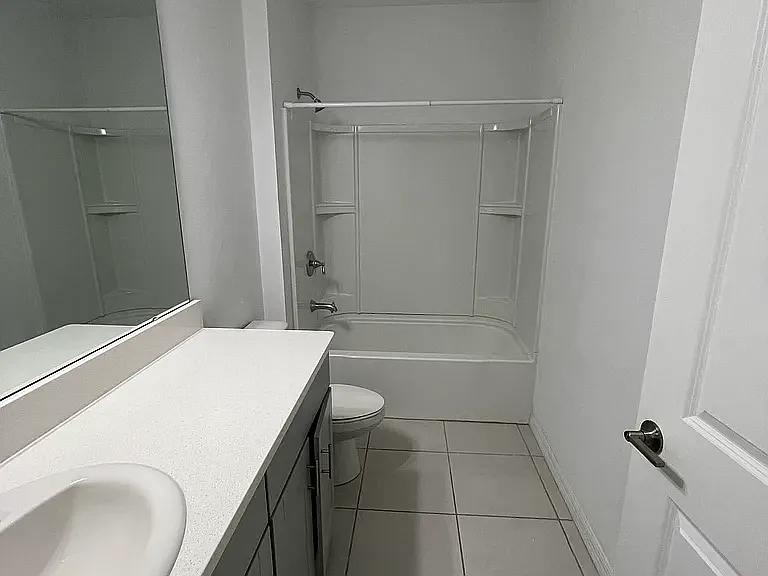 225 Aquamarine Ln — Photo 10