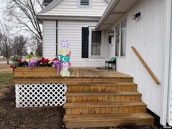4th image of 800 SE 5th St