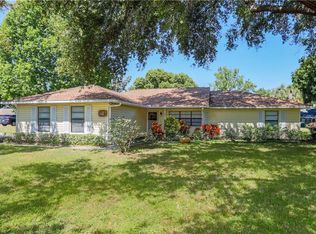 2101 Ken Ct, Mount Dora, FL 32757