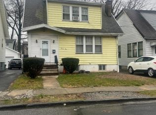 74 Osborne Pl, Irvington, NJ 07111