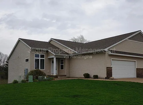 1368 S Village Cir Photo 1