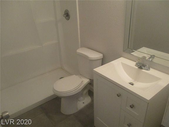 4th image of 2213 N Jones Blvd APT 3