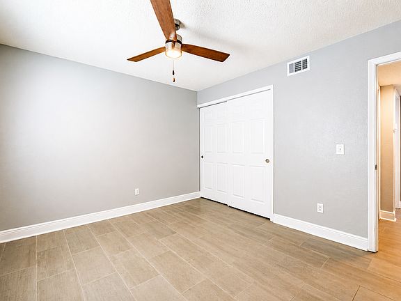 5th image of 7919 Lakeshore Dr APT A