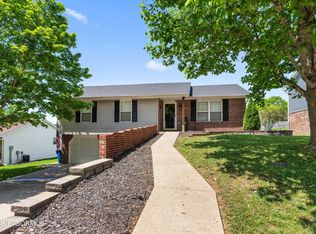725 Kathy Ln, Jefferson City, MO 65109