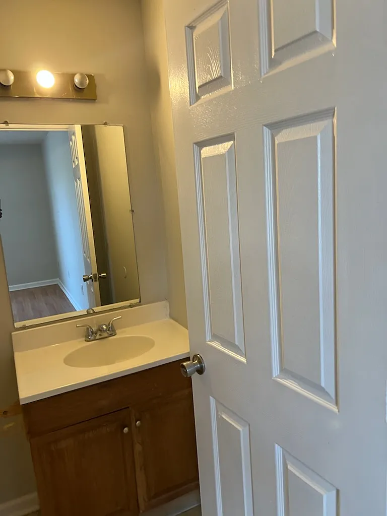 Photo 2 of 9 - 238 Lloyd St SE #238 - Orangeburg, SC Building Photo - 238 Lloyd St SE #238