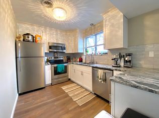 270 Richard St, Newington, CT 06111