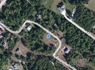 176 Peaceful Ln, Hampstead, NC 28443