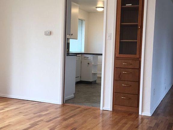 5th image of 1027 S Westley Dr #A