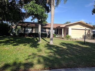 11475 Cardinal Way, Largo, FL 33774