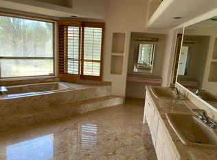 8102 E Juan Tabo Rd, Scottsdale, AZ 85255