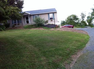 220 Honey Locust Ln, Northumberland, PA 17857