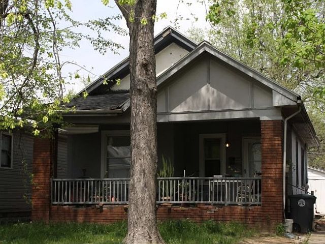 1st image of 614 Jackson Ave