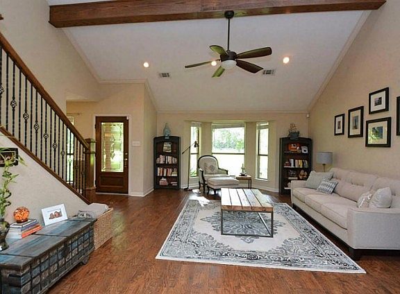 3rd image of 7012 Terry Ln