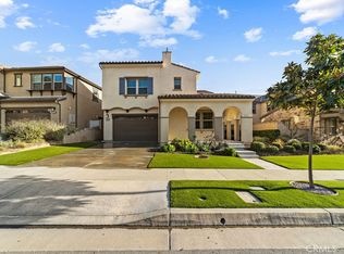 622 E Orange Blossom Way, Azusa, CA 91702