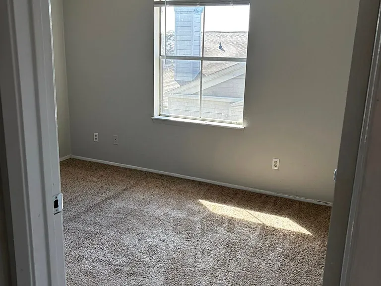 Chardonnay Apartments — Photo 8