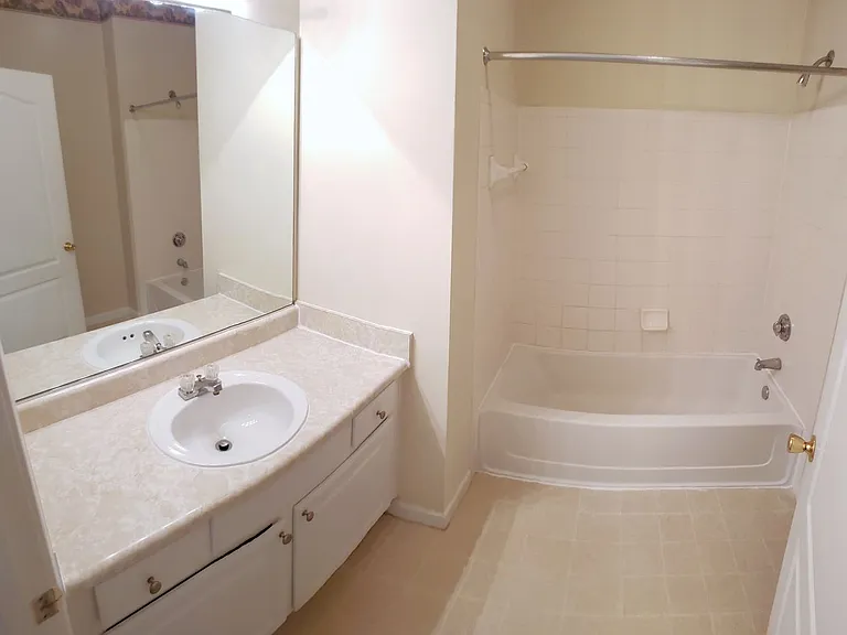 18124 Villa Creek Dr — Photo 16
