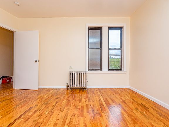 3rd image of 280 Crown St APT C12